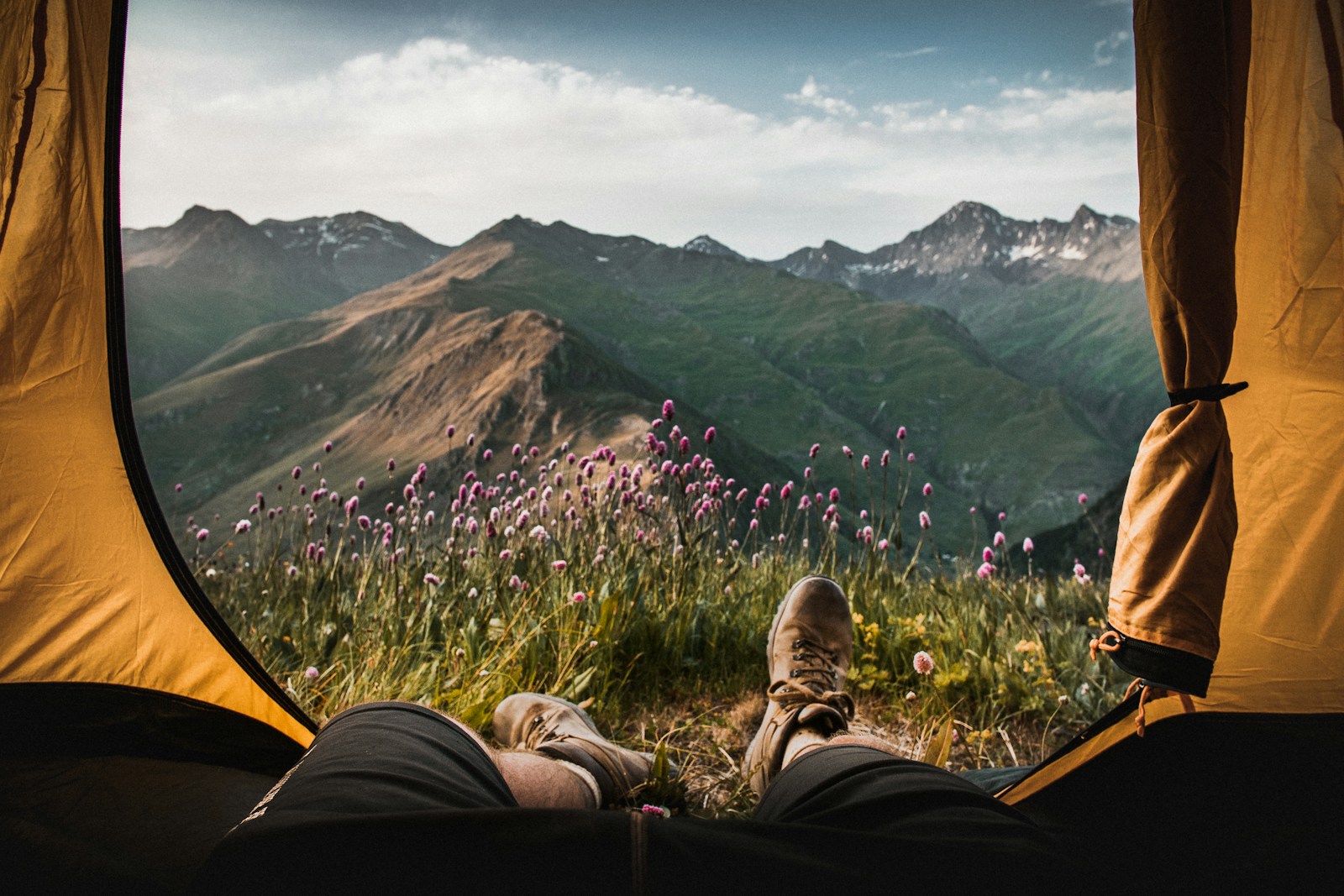 Camping minimaliste : camper en tente pour un retour aux sources